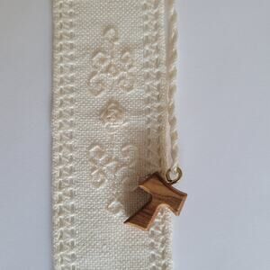 Assisi Stitch Bookmark New from Assisi with Wooden Tau  2017